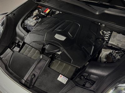 PORSCHE CAYENNE - 7