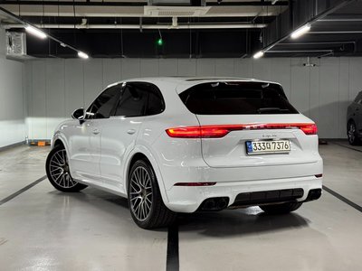 PORSCHE CAYENNE - 5