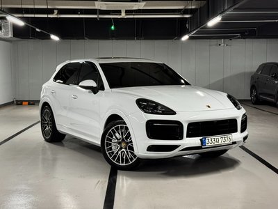 PORSCHE CAYENNE - 1
