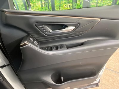 2026 Toyota ALPHARD — миниатюра 40