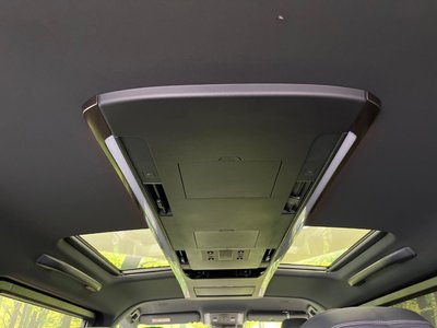 2026 Toyota ALPHARD — фото 3
