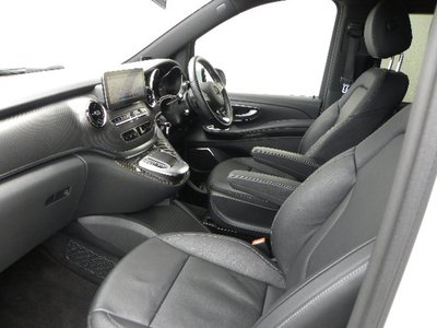 2021 Mercedes-BENZ V-CLASS 照片 9