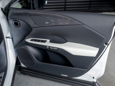 2025 Lexus RX thumbnail 24