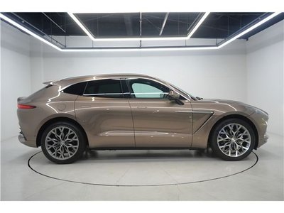2023 Aston Martin DBX 照片 6