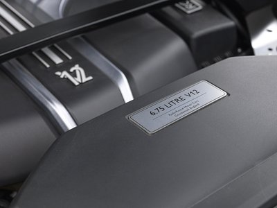 ROLLS-ROYCE CULLINAN - 10