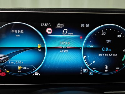 MERCEDES-BENZ GLE - 8