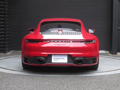 PORSCHE 911 - 9