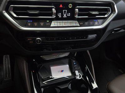 صورة مصغرة 30 لـ 2023 BMW X4