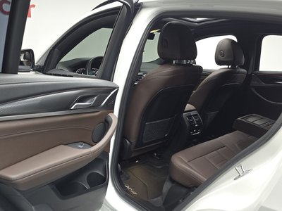 صورة مصغرة 16 لـ 2023 BMW X4