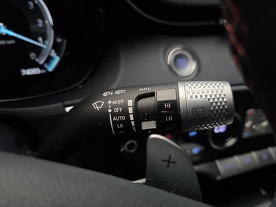 2021 Genesis GV70 — миниатюра 29