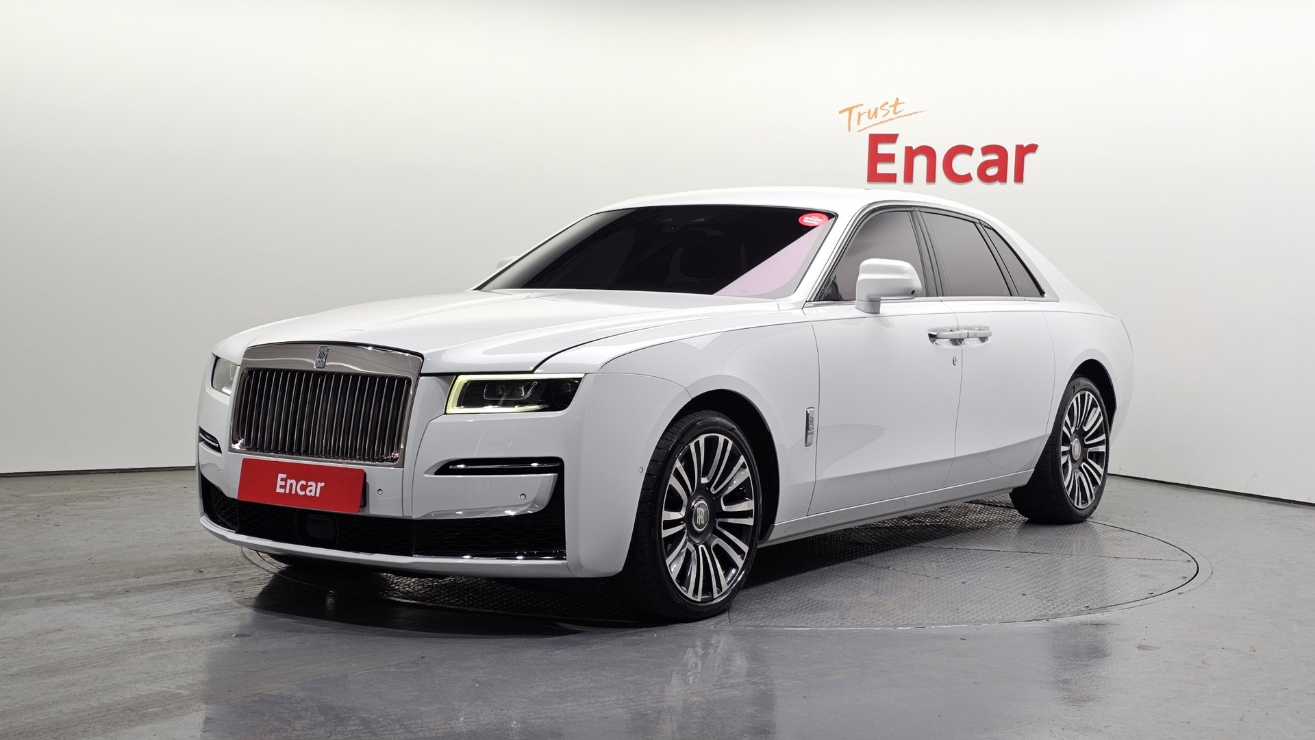 ROLLS ROYCE GHOST - View 1