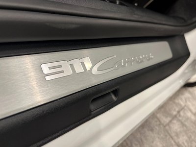 PORSCHE 911 - 8