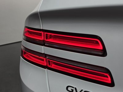 صورة 10 لـ 2022 Genesis GV80