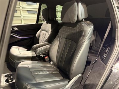 صورة مصغرة 28 لـ 2025 BMW X7