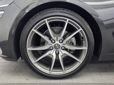 2023 Genesis G70 photo 6