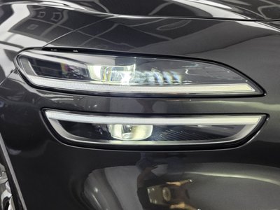 2023 Genesis G70 photo 9