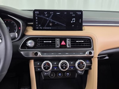 صورة مصغرة 20 لـ 2023 Genesis G70