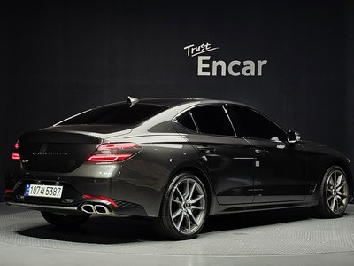 2023 Genesis G70 photo 3