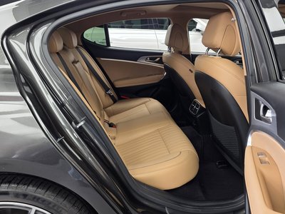 صورة مصغرة 18 لـ 2023 Genesis G70