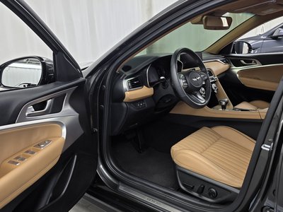 صورة مصغرة 13 لـ 2023 Genesis G70