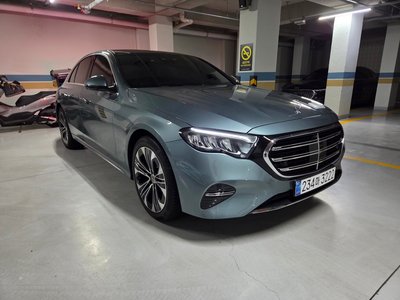 MERCEDES-BENZ E-CLASS - 7