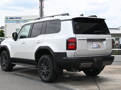 TOYOTA LAND CRUISER 250 - 9