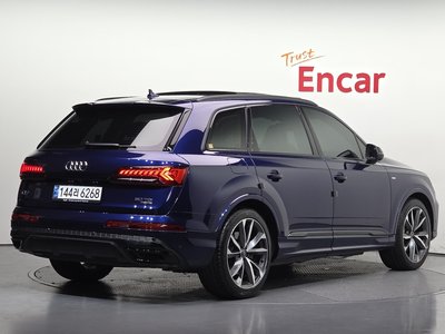 2023 AUDI Q7 — фото 3