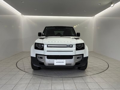 LAND ROVER DEFENDER - 8