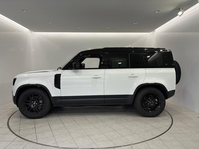 LAND ROVER DEFENDER - 7