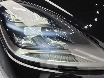 PORSCHE CAYENNE - 9
