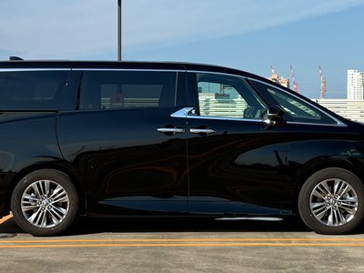TOYOTA ALPHARD - 3