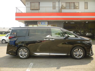 TOYOTA ALPHARD - 3