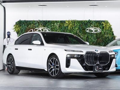 BMW 7 SERIES - 1