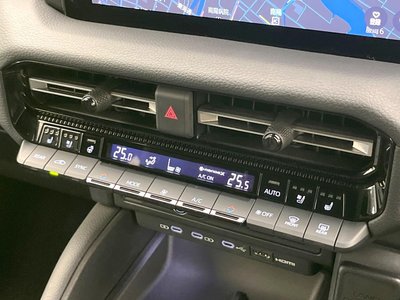 2025 Toyota LAND CRUISER 250 — миниатюра 53