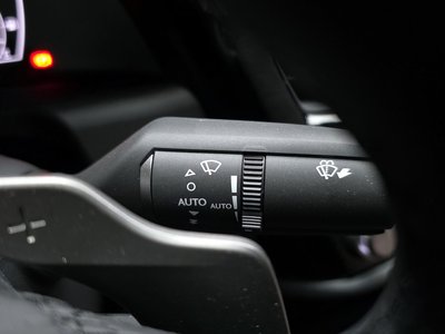 2025 Lexus ES thumbnail 32