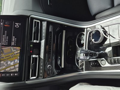 BMW 8 SERIES - 9