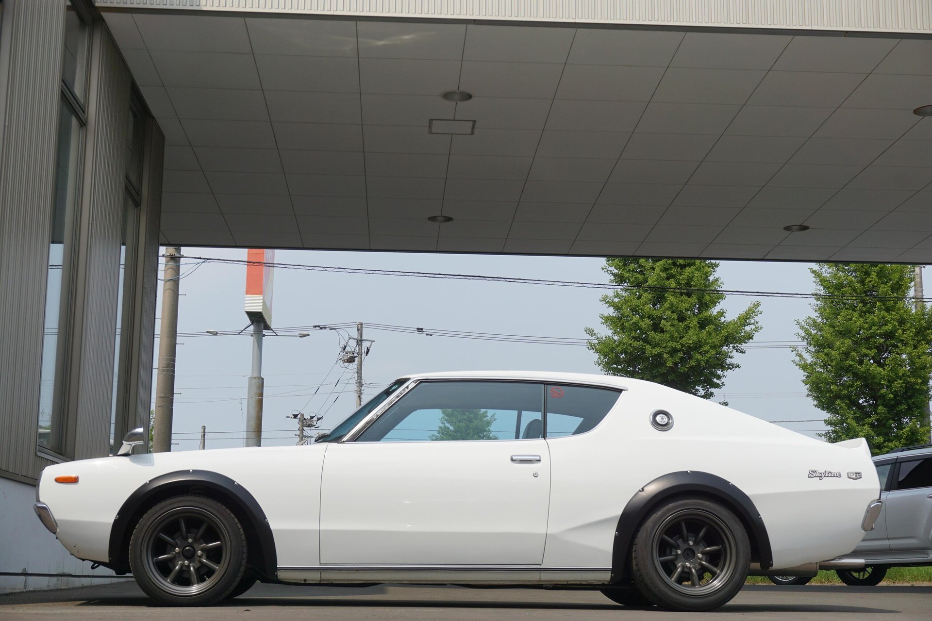 NISSAN SKYLINE COUPE - View 1