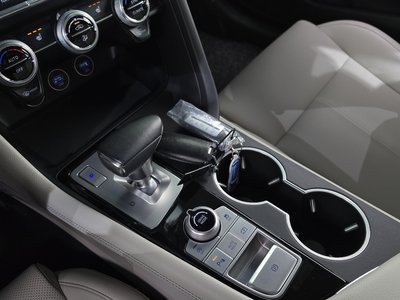 2021 Genesis THE NEW G70 photo 9