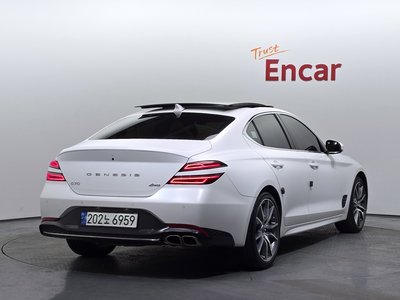 2021 Genesis THE NEW G70 photo 4