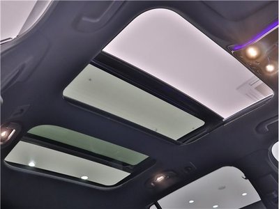 2025 Mercedes-BENZ C-CLASS thumbnail 25