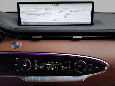 2021 Genesis GV70 — миниатюра 14