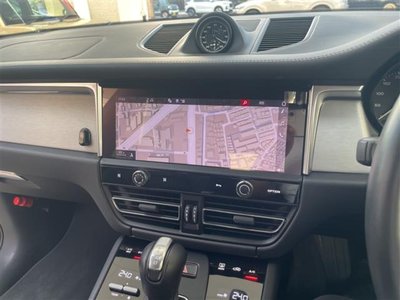 صورة مصغرة 16 لـ 2023 Porsche MACAN