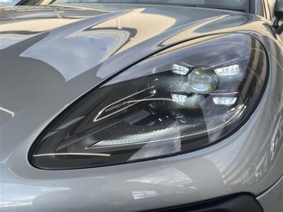 صورة مصغرة 32 لـ 2023 Porsche MACAN