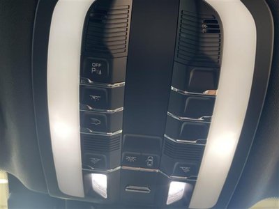 صورة مصغرة 20 لـ 2023 Porsche MACAN