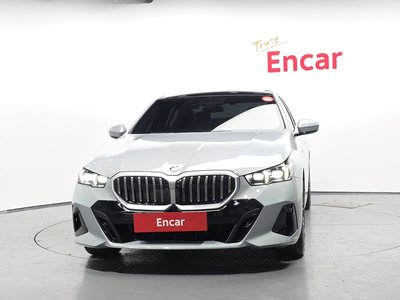 BMW 5 SERIES - 2