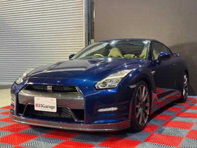 NISSAN GT-R - 10