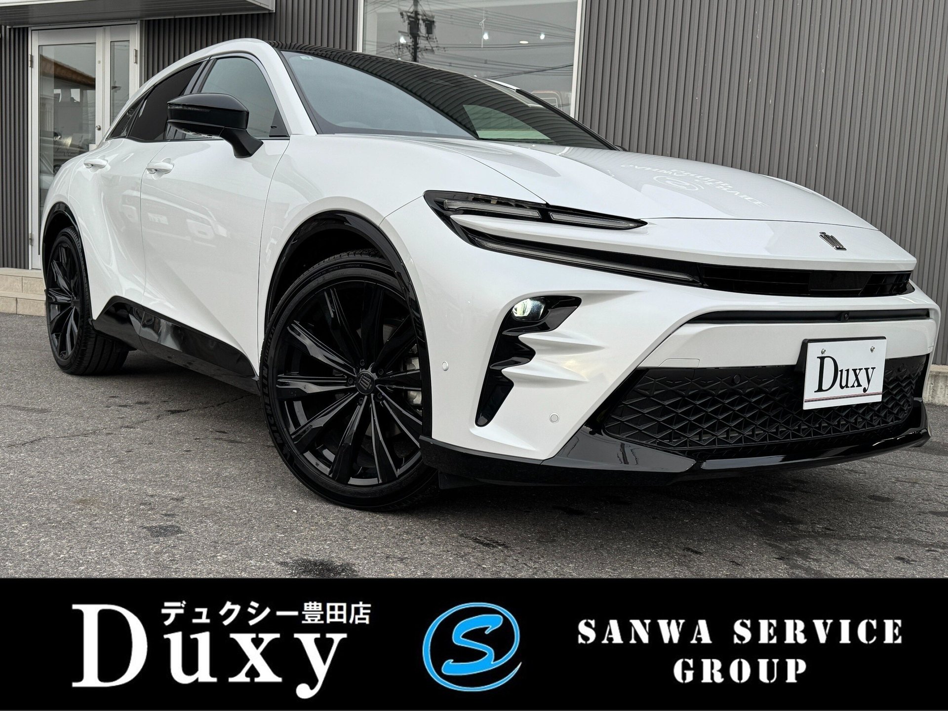 TOYOTA CROWN SPORT - View 1