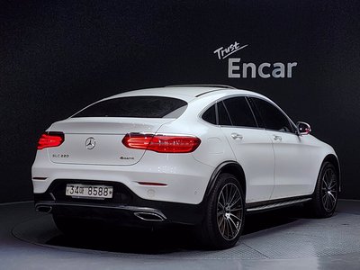 MERCEDES-BENZ GLC - 3