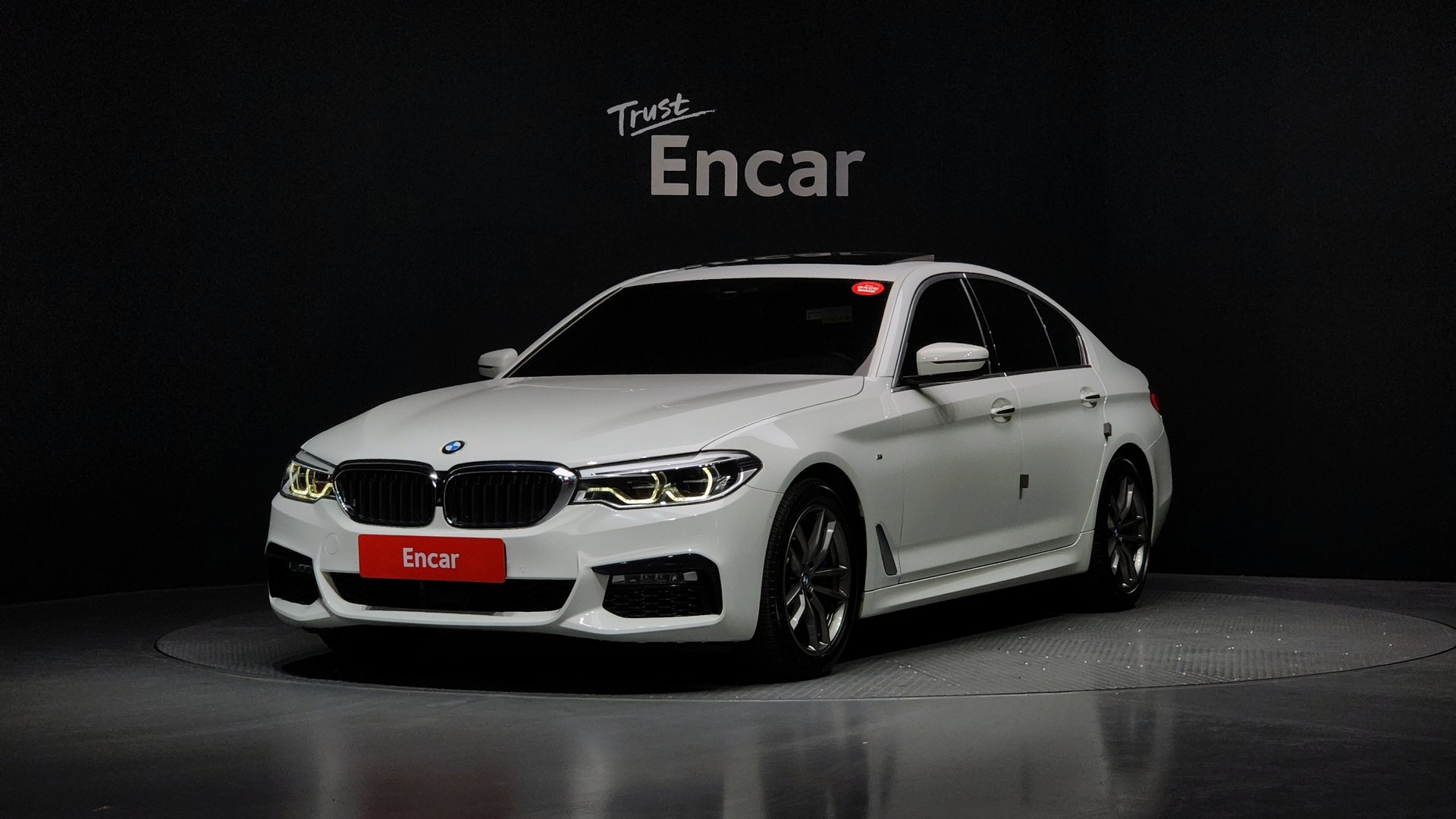 BMW 5 SERIES - View 1