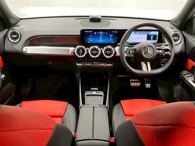 MERCEDES-BENZ GLB - 2